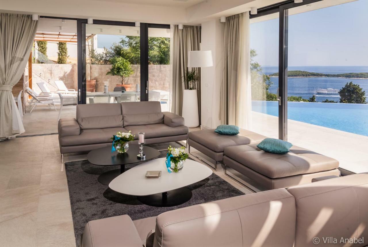 Anabel Apartment